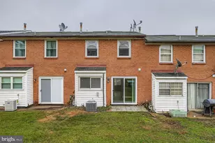 2610 Hallam Ct, Windsor Mill, MD 21244 - Photo 17