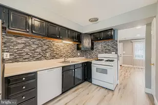 2610 Hallam Ct, Windsor Mill, MD 21244 - Photo 7