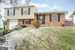 6922 Pinecrest Rd, Catonsville, MD 21228 - Photo 1