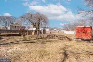 611 N Stuart St, Baltimore, MD 21221 - Photo 9