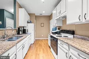 16 Hawk Rise Ln, Owings Mills, MD 21117 - Photo 17