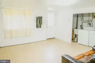 927 Grovehill Rd, Halethorpe, MD 21227 - Photo 19