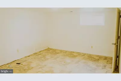 927 Grovehill Road, Halethorpe, MD 21227 - Photo 23