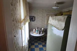 3506 Cornwall Ct, Baltimore, MD 21222 - Photo 9