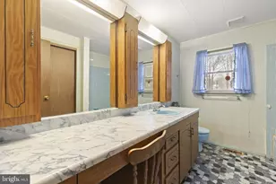 1409 Maple Ave, Baltimore, MD 21221 - Photo 21