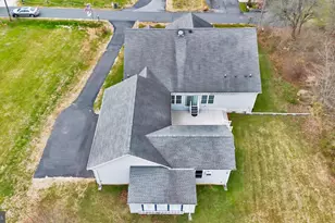 1325 E Riverside Ave, Baltimore, MD 21221 - Photo 57