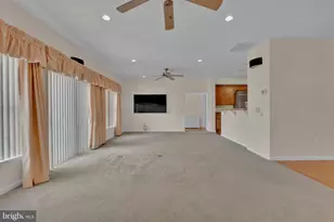 1325 E Riverside Ave, Baltimore, MD 21221 - Photo 17