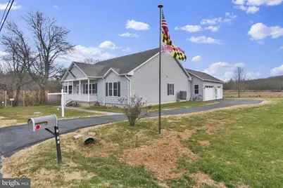 1325 E Riverside Avenue, Baltimore, MD 21221 - Photo 5