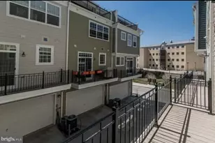 44 Linden Pl, Towson, MD 21286 - Photo 15