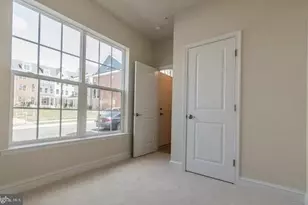 44 Linden Pl, Towson, MD 21286 - Photo 13