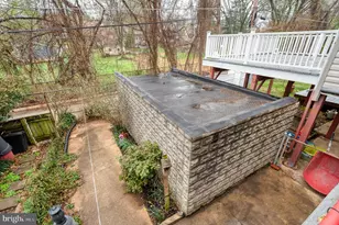 318 Westshire Rd, Baltimore, MD 21229 - Photo 53