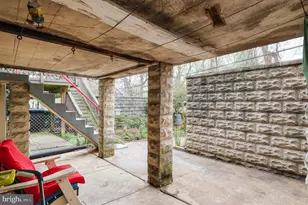 318 Westshire Rd, Baltimore, MD 21229 - Photo 45