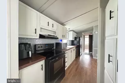 819 Leswood, Dundalk, MD 21222 - Photo 9