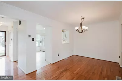 27 Faraday Drive, Lutherville Timonium, MD 21093 - Photo 17