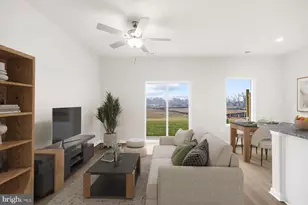 8126 Bartholomew Ct, Baltimore, MD 21206 - Photo 5