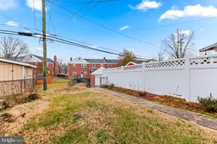 1806 Loch Shiel Rd, Towson, MD 21286 - Photo 29