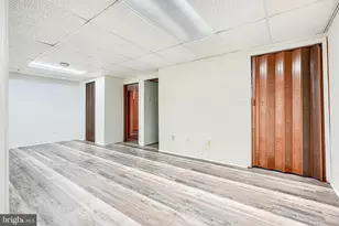 9406 Seven Courts Dr, Baltimore, MD 21236 - Photo 25