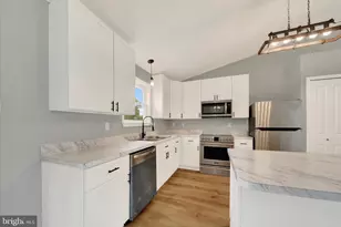 8 Rocky Ln, Baltimore, MD 21208 - Photo 5