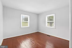 10 Matthews Ave, Cockeysville, MD 21030 - Photo 17