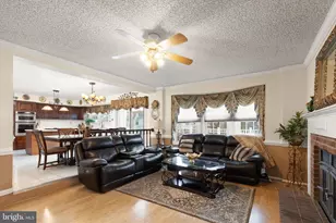 9727 Denrob Ct, Parkville, MD 21234 - Photo 17