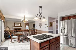 9727 Denrob Ct, Parkville, MD 21234 - Photo 11