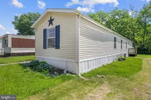 109 Judywood Ln, Essex, MD 21221 - Photo 37