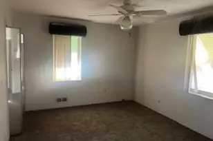 7404 Poplar Ave, Baltimore, MD 21224 - Photo 11