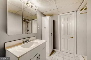 7607 Park Dr, Parkville, MD 21234 - Photo 29