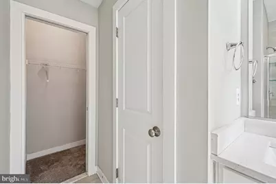 220 E Pennsylvania Avenue, Towson, MD 21286 - Photo 29
