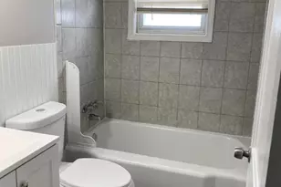 714 Norris Ln, Essex, MD 21221 - Photo 9