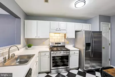 27 Royalty Circle, Owings Mills, MD 21117 - Photo 7