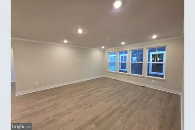 505 Willowshire St, Middle River, MD 21220 - Photo 9