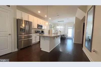 305 Davage Lane, Towson, MD 21286 - Photo 5