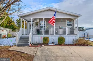 3625 Dahlia Ln, Middle River, MD 21220 - Photo 3