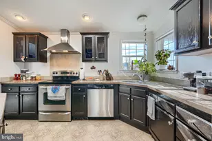 3625 Dahlia Ln, Middle River, MD 21220 - Photo 19