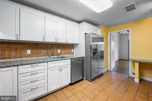 1 Slade Ave, Baltimore, MD 21208 - Photo 9