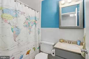 5729 Richardson Mews Square, Arbutus, MD 21227 - Photo 15