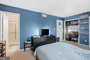 5729 Richardson Mews Square, Arbutus, MD 21227 - Photo 9