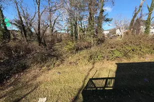 16 West End Ct, Baltimore, MD 21227 - Photo 11