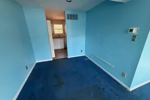 16 West End Ct, Baltimore, MD 21227 - Photo 3