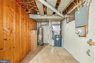 8619 Oak Rd, Baltimore, MD 21234 - Photo 15