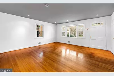 9 Wilfred Court, Towson, MD 21204 - Photo 7