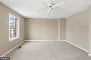 2 Valley Crossing Cir, Cockeysville, MD 21030 - Photo 21