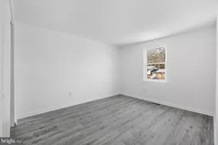 9155 Throgmorton Rd, Parkville, MD 21234 - Photo 23