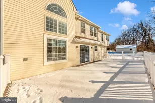 10013 Village Green Dr, Woodstock, MD 21163 - Photo 49