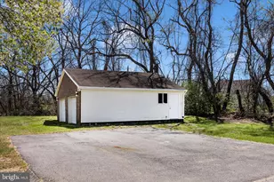 10013 Village Green Dr, Woodstock, MD 21163 - Photo 61