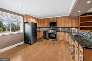 624 Fairway Dr, Baltimore, MD 21286 - Photo 3