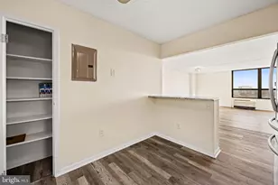 205 E Joppa Rd, Towson, MD 21286 - Photo 15