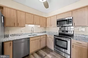 205 E Joppa Rd, Towson, MD 21286 - Photo 13