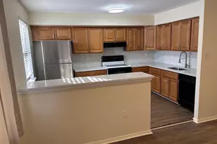 17 Kimball Ridge Ct, Catonsville, MD 21228 - Photo 3